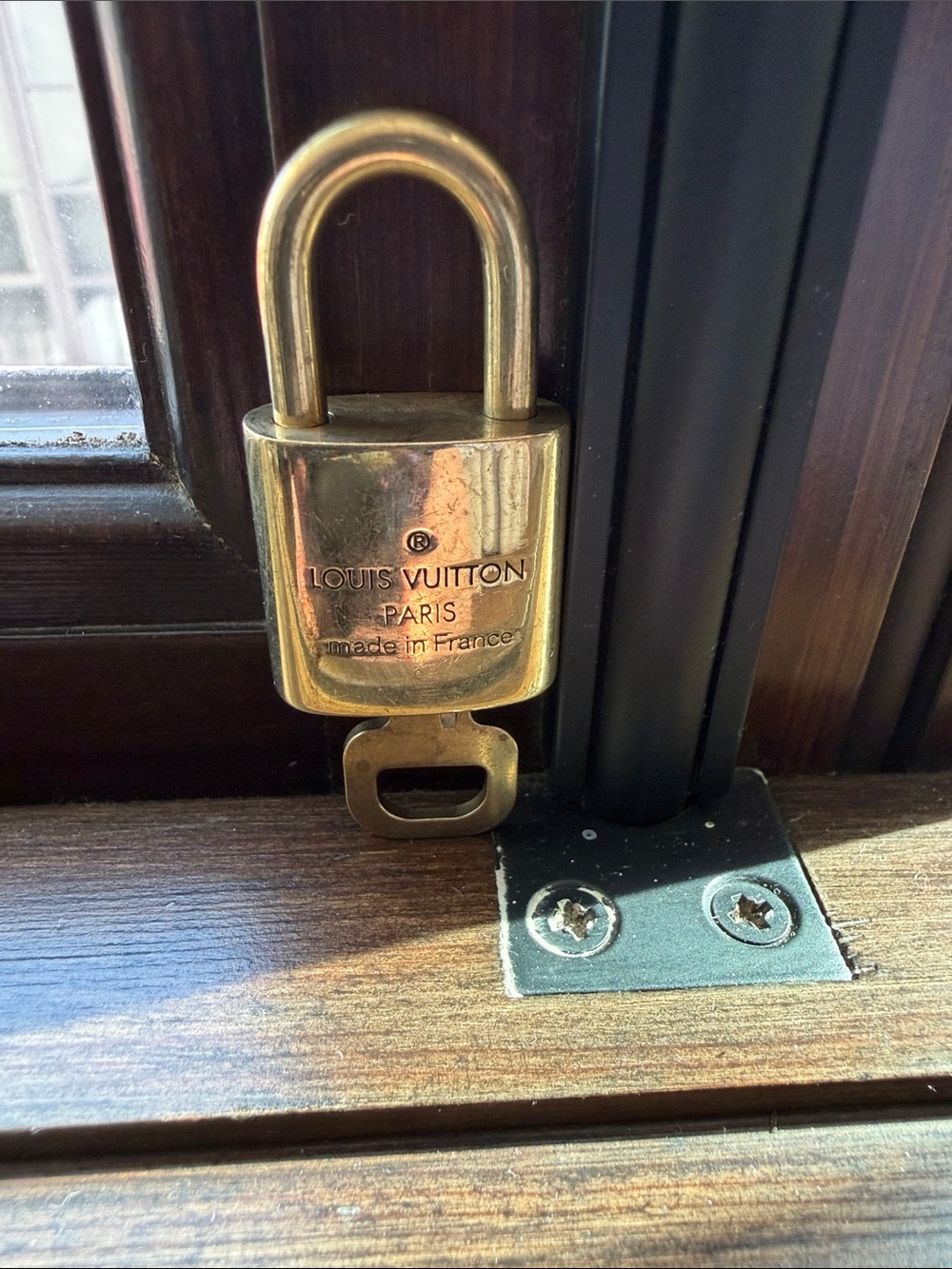 “Authentic Louis Vuitton Lock And Key 🔐